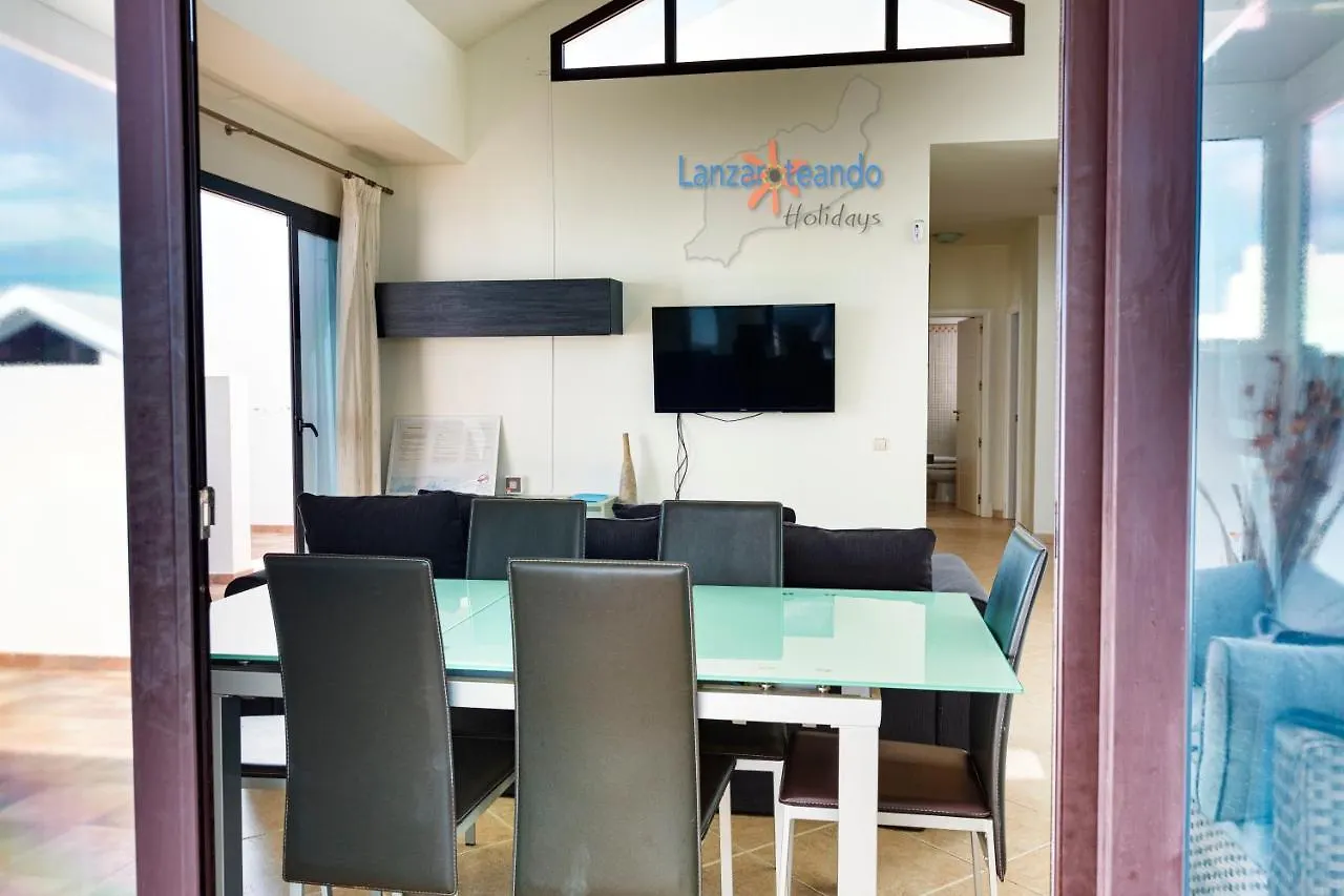 Vivienda Vacacional El Golfo Playa Blanca  Villa